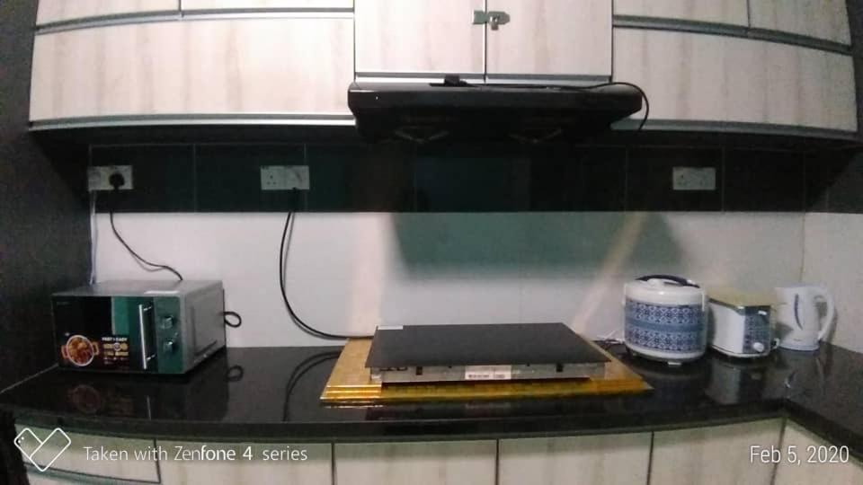 The Handz House II With Wifi - For Family Or Same Gender Only Kepala Batas  Esterno foto